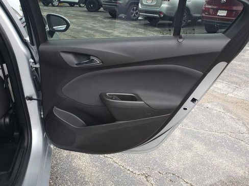Used 2017 Chevrolet Cruze LT w/ Convenience Package FWD image 17
