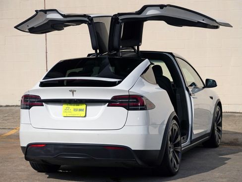 Used 2023 Tesla Model X AWD/4WD image 55