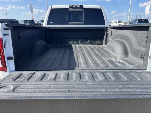 Used 2026 RAM 2500 Laramie AWD/4WD image 23