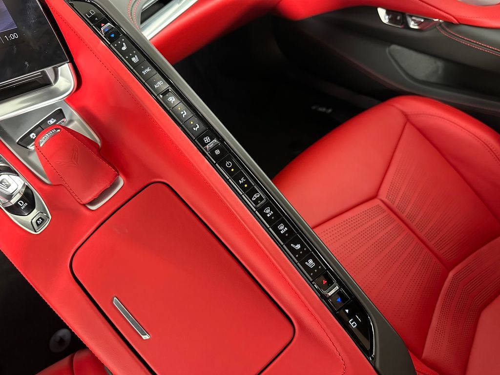 Used 2024 Chevrolet Corvette Stingray Premium Conv w/ Z51 Performance Package RWD image 19