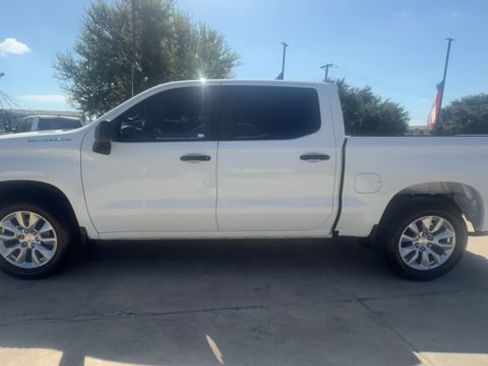 Used 2025 Chevrolet Silverado 1500 Custom RWD image 5