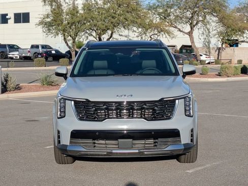 Used 2025 Kia Sorento S w/ Panoramic Sunroof Package image 8