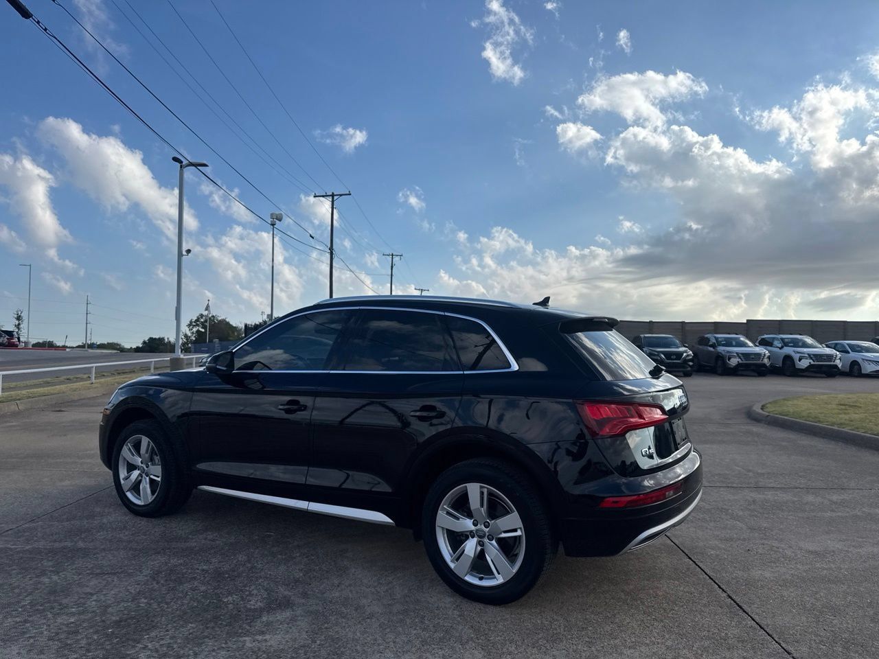 Used 2019 Audi Q5 2.0T Premium Plus AWD/4WD image 17