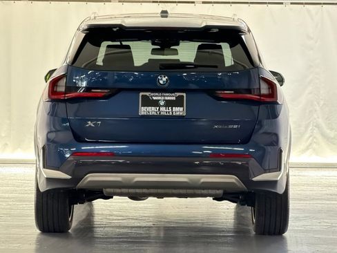 Used 2025 BMW X1 xDrive28i w/ Convenience Package image 9