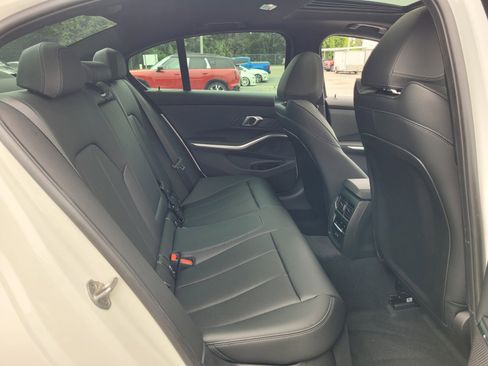 New 2025 BMW 330i xDrive Sedan w/ Convenience Package image 16