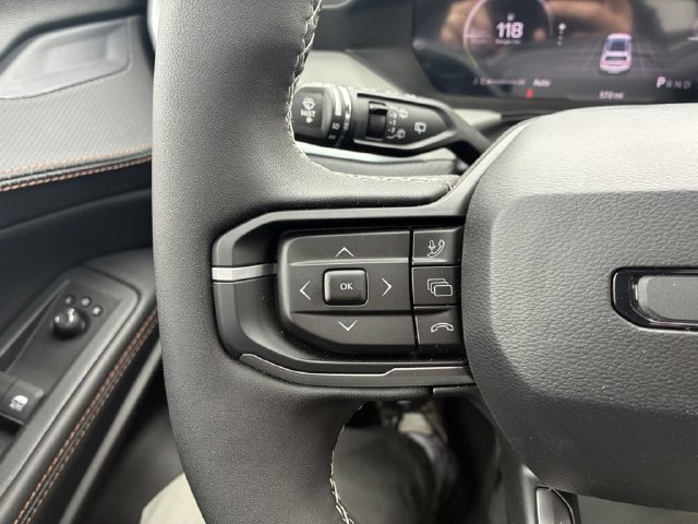 Used 2026 Jeep Cherokee Limited AWD/4WD image 17