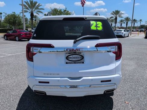 Used 2023 GMC Acadia Denali FWD image 5