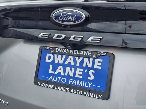 Used 2022 Ford Edge Titanium AWD/4WD image 15