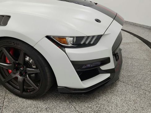 Used 2020 Ford Mustang Shelby GT500 w/ Carbon Fiber Track Pack image 23