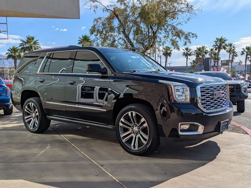 Used 2019 GMC Yukon Denali w/ Denali Ultimate Package AWD/4WD image 7