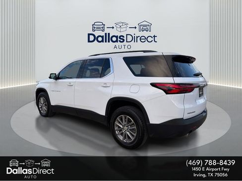 Used 2023 Chevrolet Traverse LT image 8