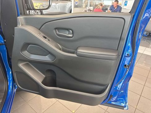 New 2026 Nissan Frontier SV AWD/4WD image 15