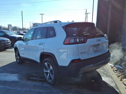 Used 2019 Jeep Cherokee Limited image 4