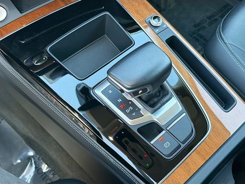 Used 2022 Audi Q5 2.0T Premium Plus w/ Premium Plus Package image 29