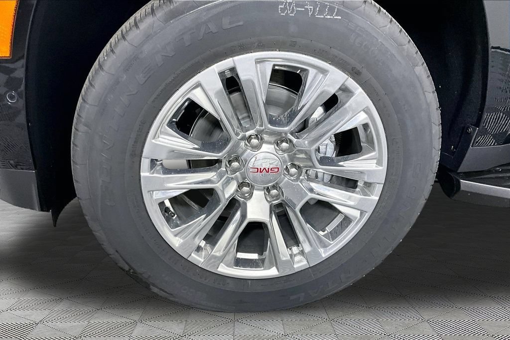 New 2026 GMC Yukon Denali AWD/4WD image 13