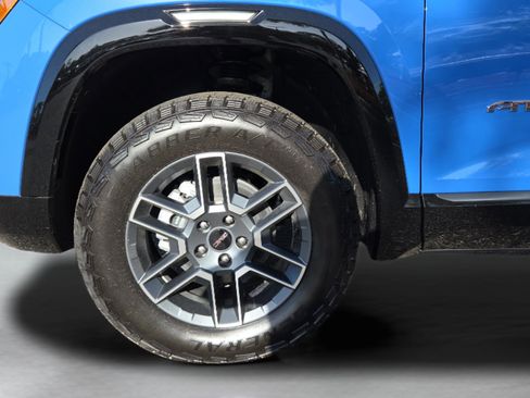 New 2026 GMC Terrain AT4 w/ Technology Package II image 9