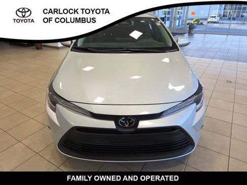 Used 2024 Toyota Corolla LE FWD image 4