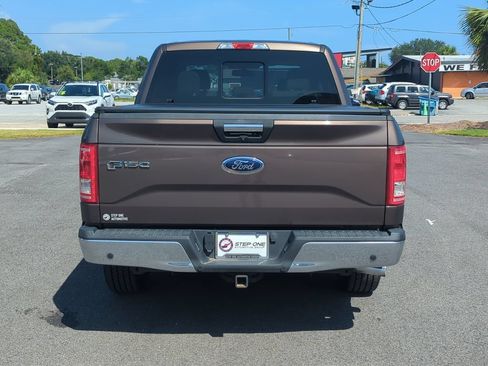 Used 2015 Ford F150 XLT w/ Equipment Group 302A Luxury RWD image 5
