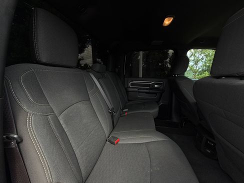 Used 2025 RAM 2500 Big Horn AWD/4WD image 30