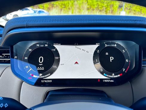 Used 2024 Land Rover Range Rover Sport SE image 23