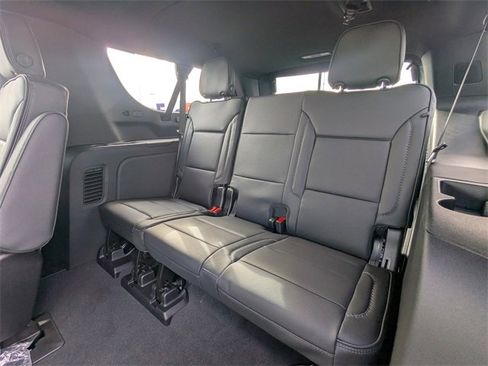 New 2026 GMC Yukon XL Denali image 16