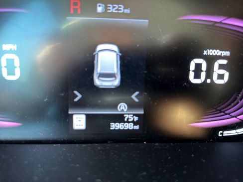 Used 2025 Kia Soul S FWD image 11