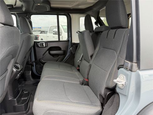 Used 2025 Jeep Wrangler Unlimited Sport S 4xe AWD/4WD image 17