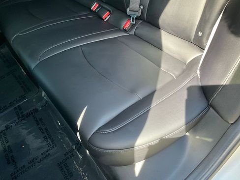 Used 2017 Tesla Model 3 Long Range image 28