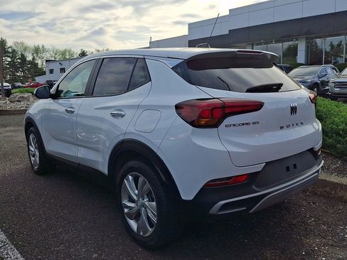 Used 2024 Buick Encore GX Preferred image 3