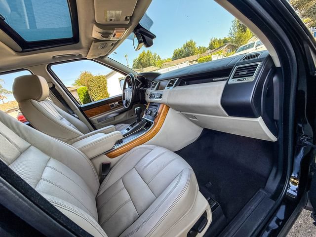 Used 2011 Land Rover Range Rover Sport Supercharged AWD/4WD image 12