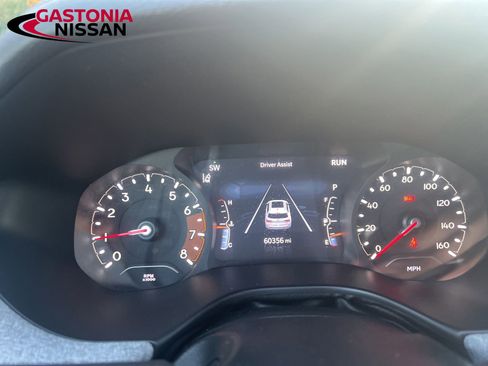 Used 2024 Jeep Compass Latitude image 48