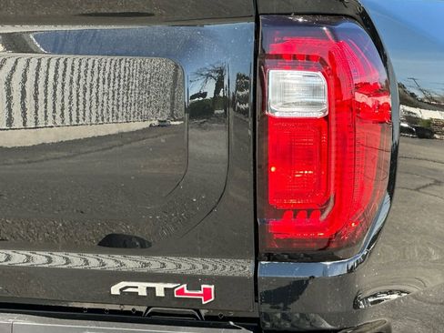 New 2026 GMC Canyon AT4 w/ Technology Plus Package AWD/4WD image 7