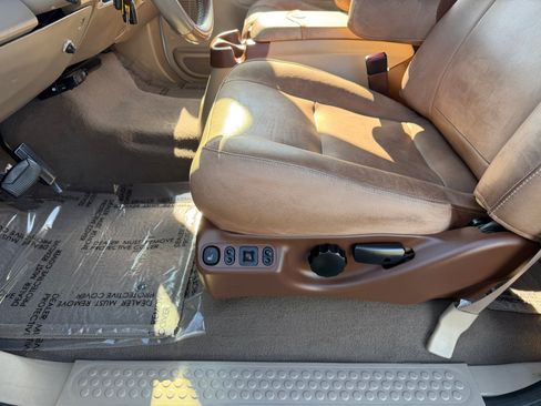 Used 2004 Ford F250 XL AWD/4WD image 21