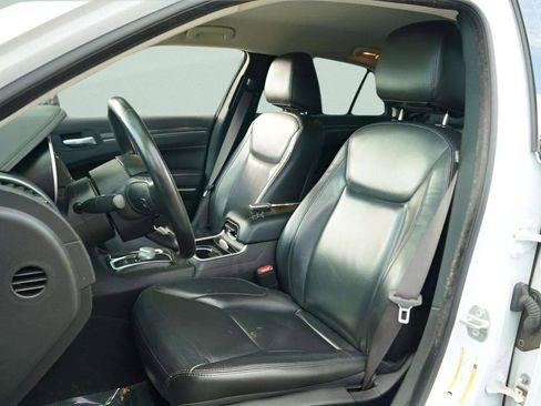 Used 2021 Chrysler 300 Touring L image 53