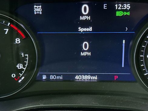 Used 2022 Cadillac XT5 Premium Luxury w/ Technology Package AWD/4WD image 12