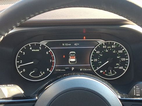 Used 2023 Nissan Rogue SV w/ SV Premium B Package image 20