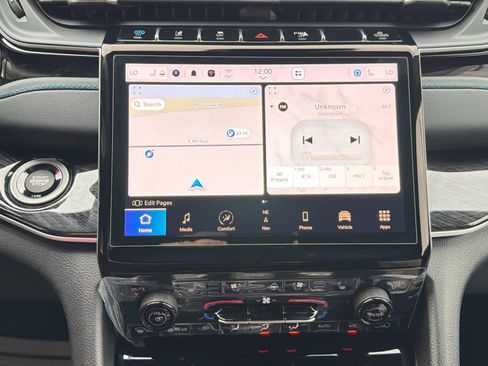 Used 2023 Jeep Grand Cherokee Trailhawk image 63