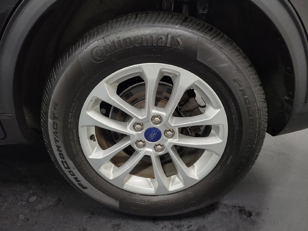Used 2020 Ford Escape SE FWD image 11