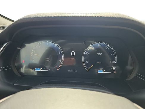 Used 2023 Jeep Grand Cherokee Limited AWD/4WD image 19