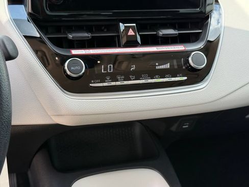 Used 2026 Toyota Corolla LE FWD image 16