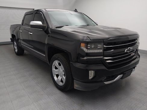 Used 2017 Chevrolet Silverado 1500 LTZ Z71 w/ LTZ Plus Package AWD/4WD image 13