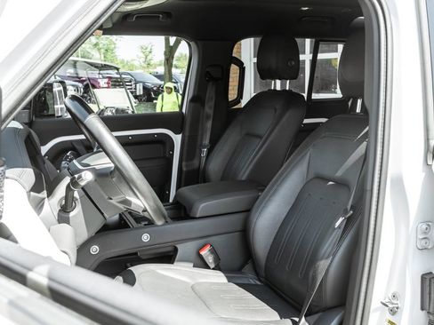 Used 2022 Land Rover Defender 110 S AWD/4WD image 6