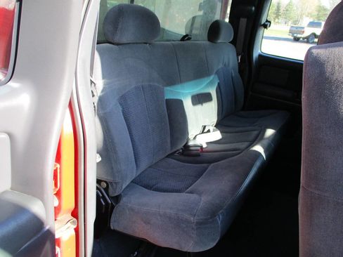 Used 2002 Chevrolet Silverado 1500 LS image 20