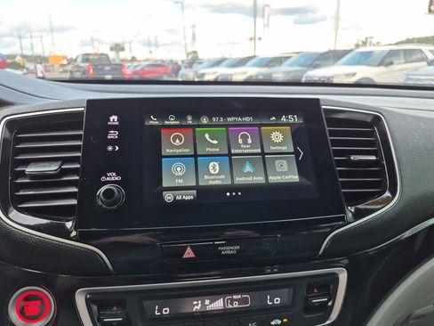 Used 2022 Honda Pilot Touring image 32