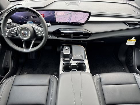 New 2026 Buick Enclave Avenir w/ Super Cruise Package FWD image 28