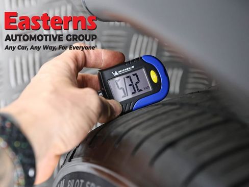 Used 2022 Tesla Model Y Performance image 23