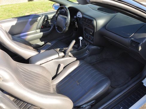 Used 1997 Chevrolet Camaro Z28 w/ Preferred Equipment Group 2 RWD image 20