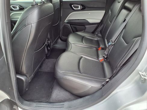 Used 2025 Jeep Compass Limited AWD/4WD image 22