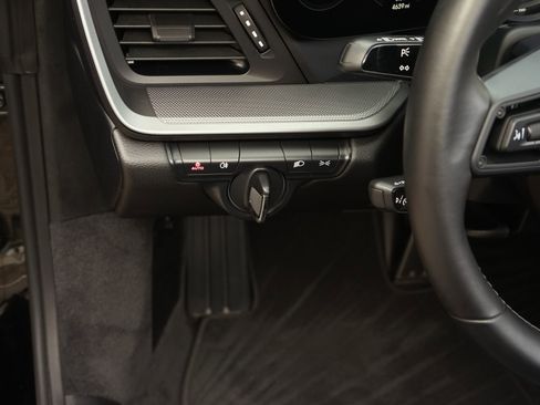 Used 2024 Porsche 911 Carrera image 26