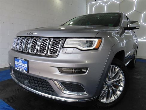 Used 2018 Jeep Grand Cherokee Summit image 1